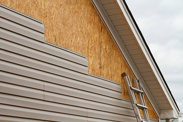 24/7 Emergency Siding Repair experts in West Manchester, OH